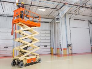 32%27+Scissor+Lift+-+Wide+-+Electric